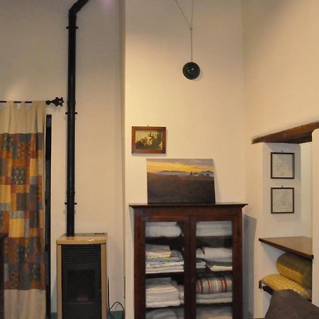 Casa Vacanze "Nonna Vela" Petroio Extérieur photo